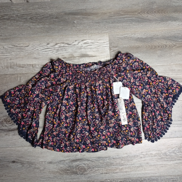 Taylor and Sage Off the shoulder Floral Blouse - Picture 6 of 12